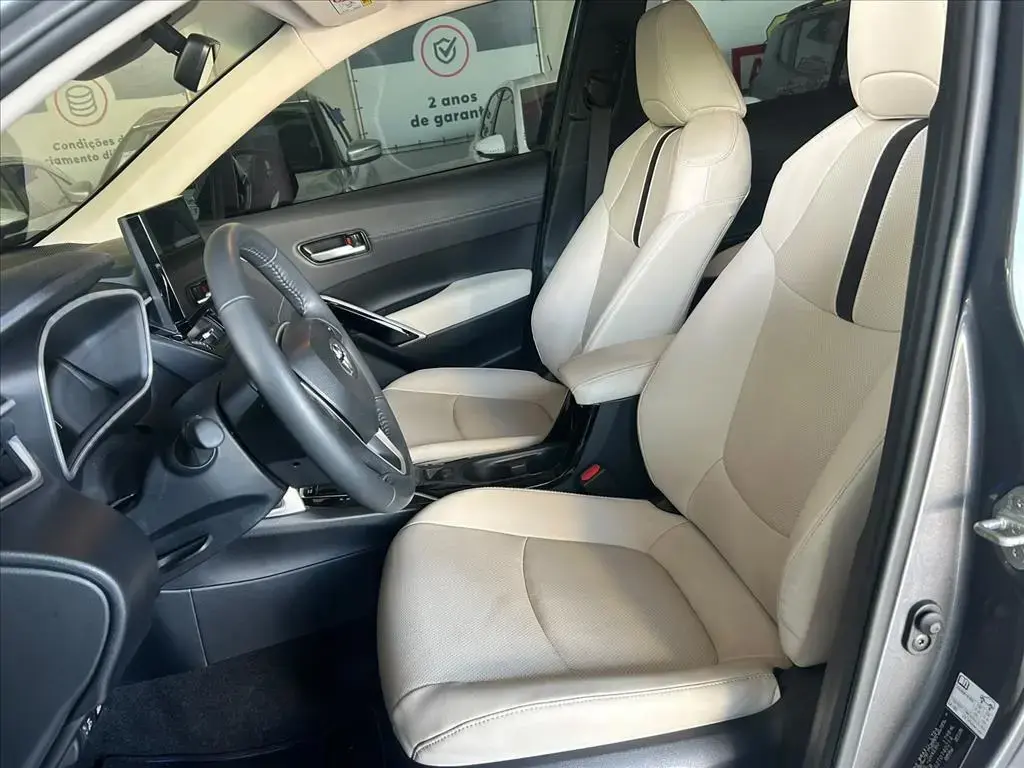 galeria COROLLA CROSS