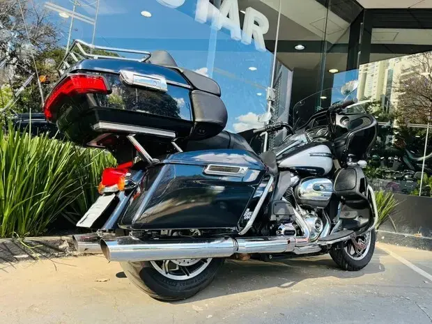 Harley Davidson Road Glide ULTRA FLTRU