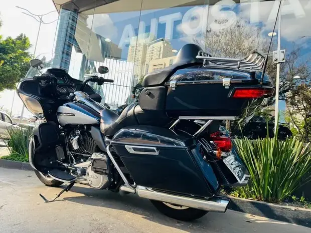 Harley Davidson Road Glide ULTRA FLTRU