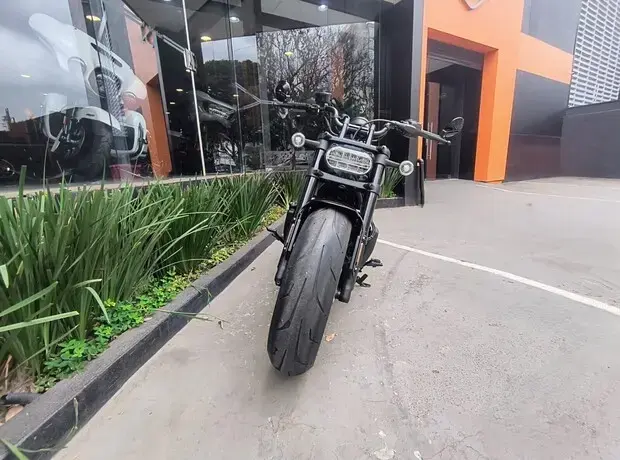 Harley Davidson Sportster 1200 SPORTSTER S