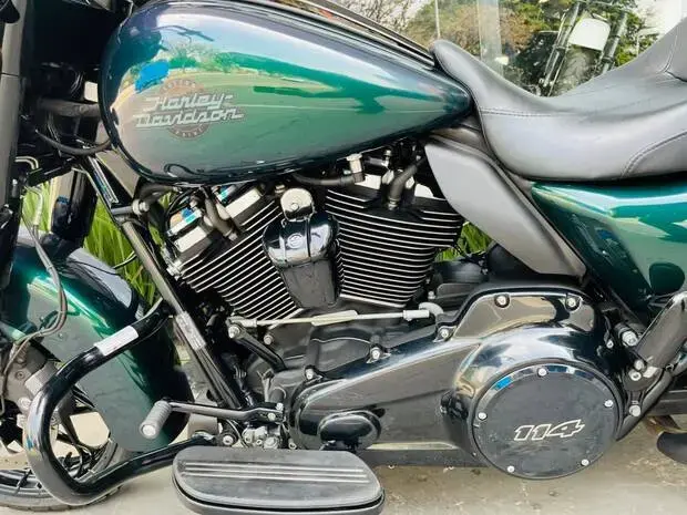 Harley Davidson Street Glide SPECIAL FLHXS