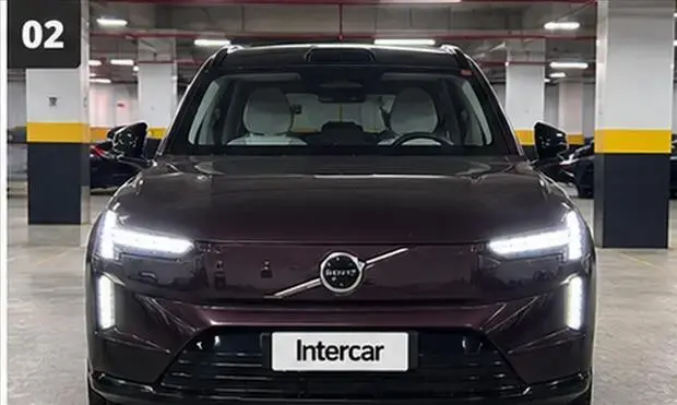 Volvo EX90 P8 RECHARGE TWIN ELECTRIC PERFORMANCE ULTRA AWD