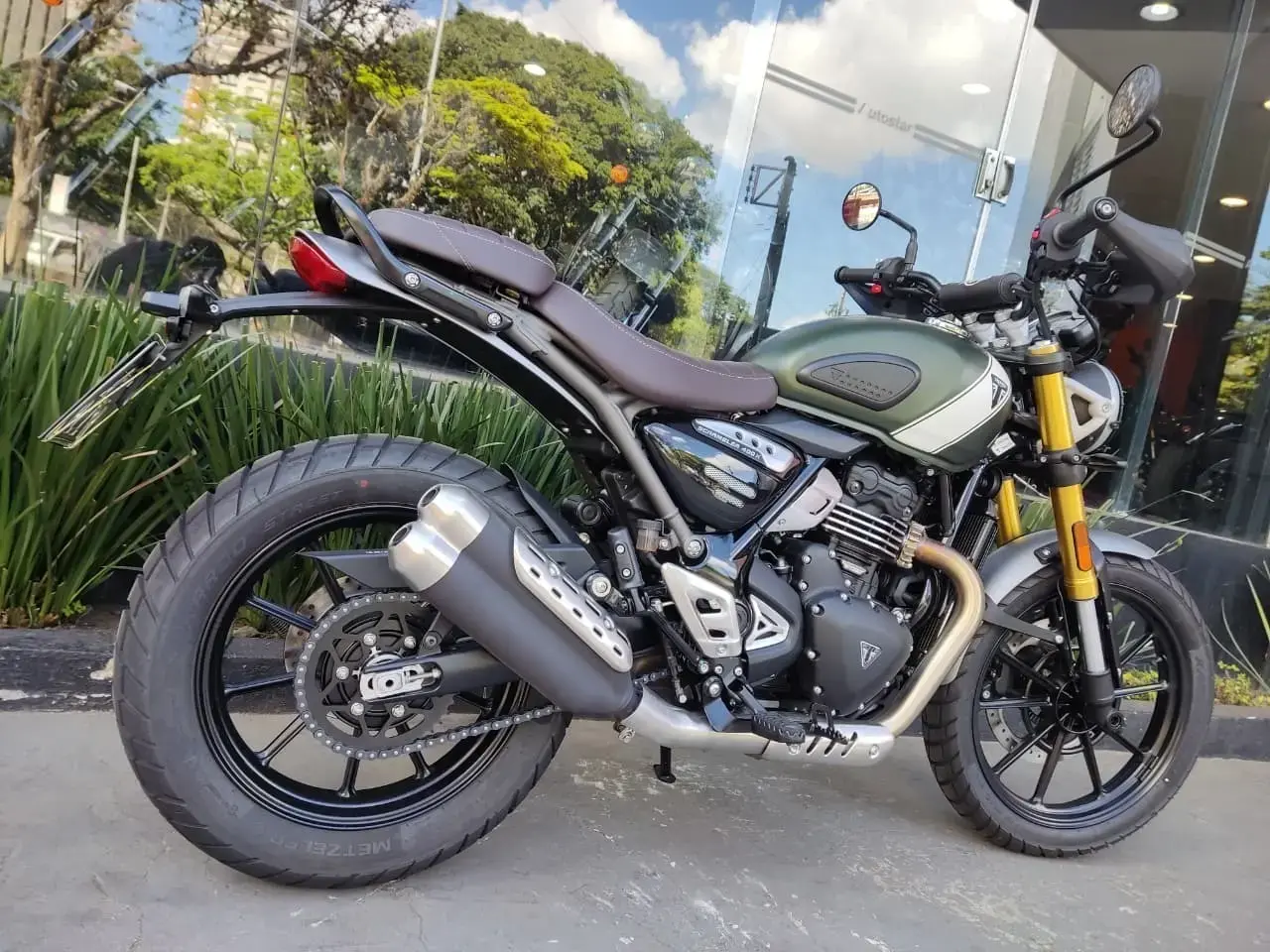 galeria Scrambler 400 X