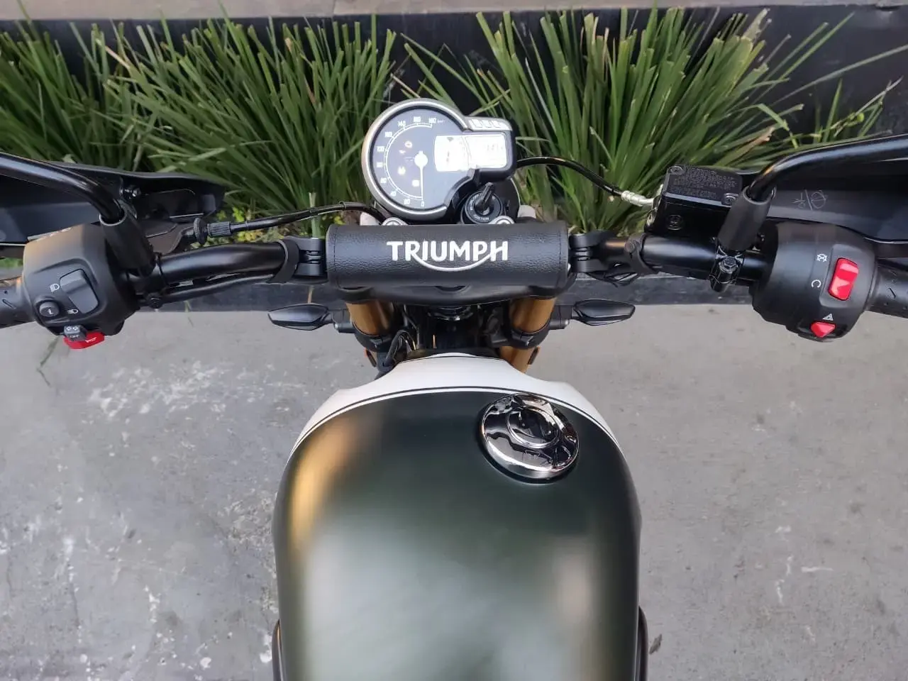 galeria Scrambler 400 X