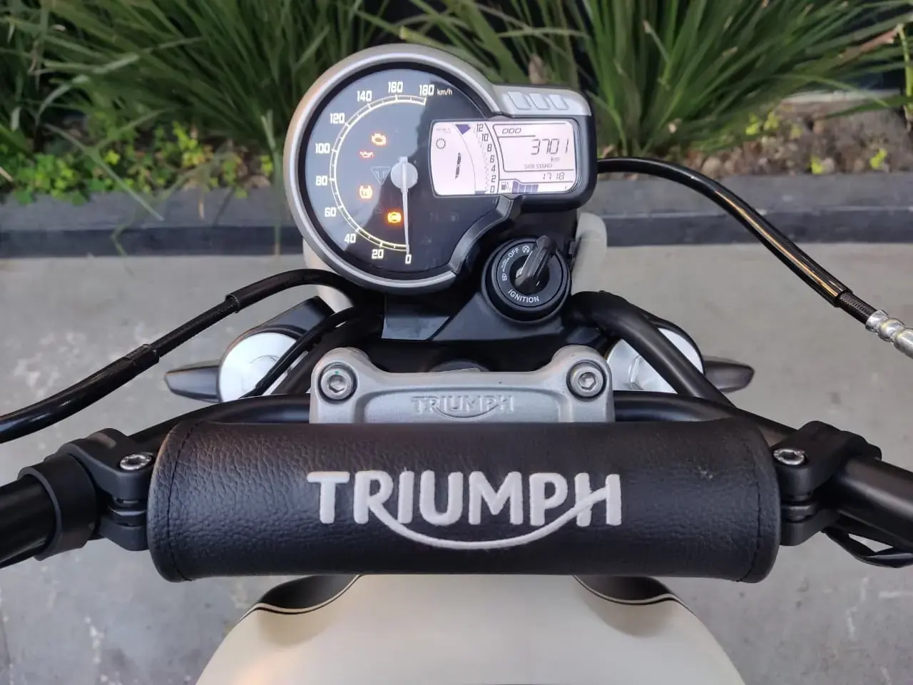 galeria Scrambler 400 X