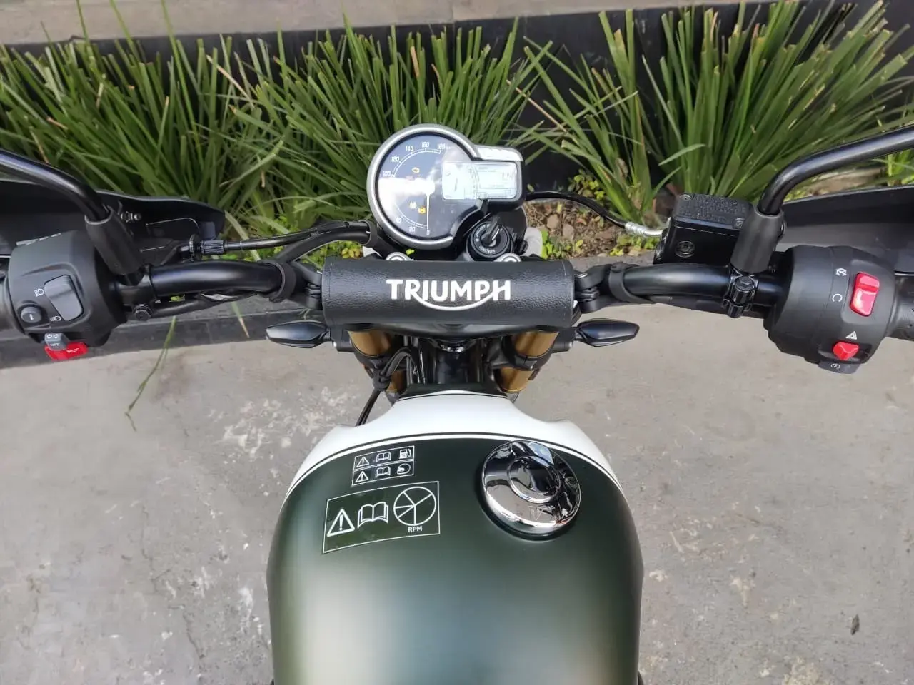 galeria Scrambler 400 X