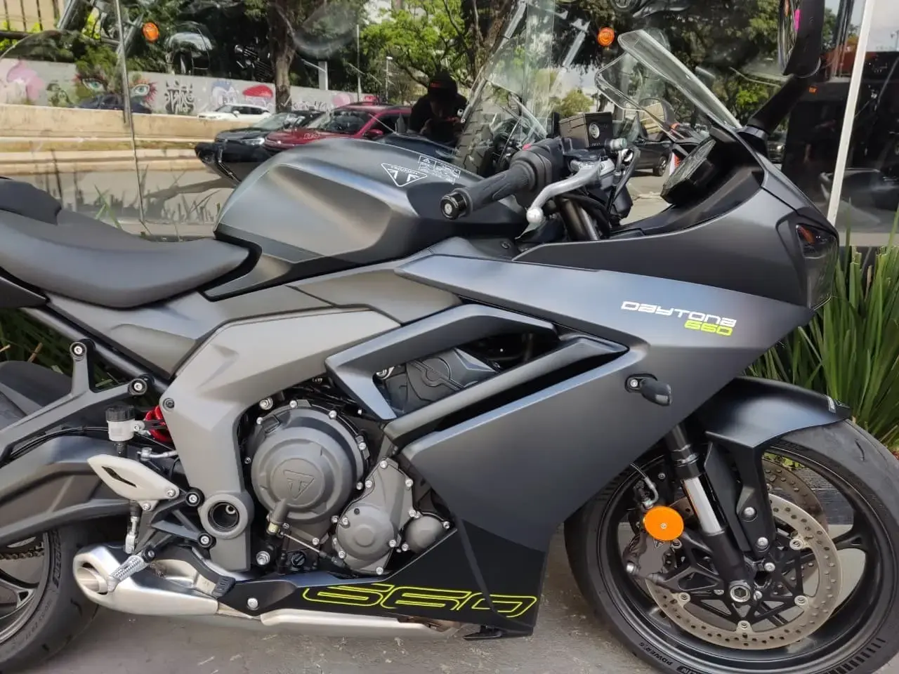 galeria Daytona 660