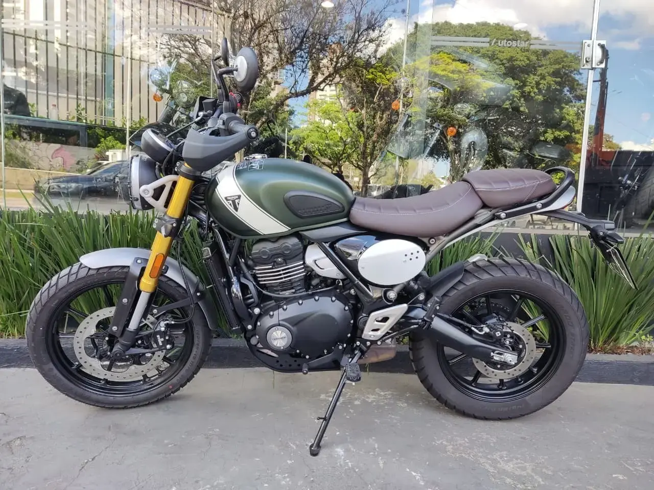 galeria Scrambler 400 X