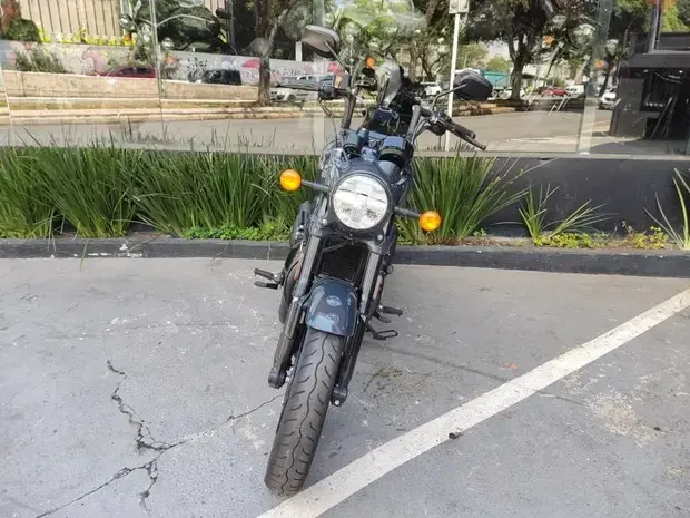 Royal Enfield Shotgun 650 ABS
