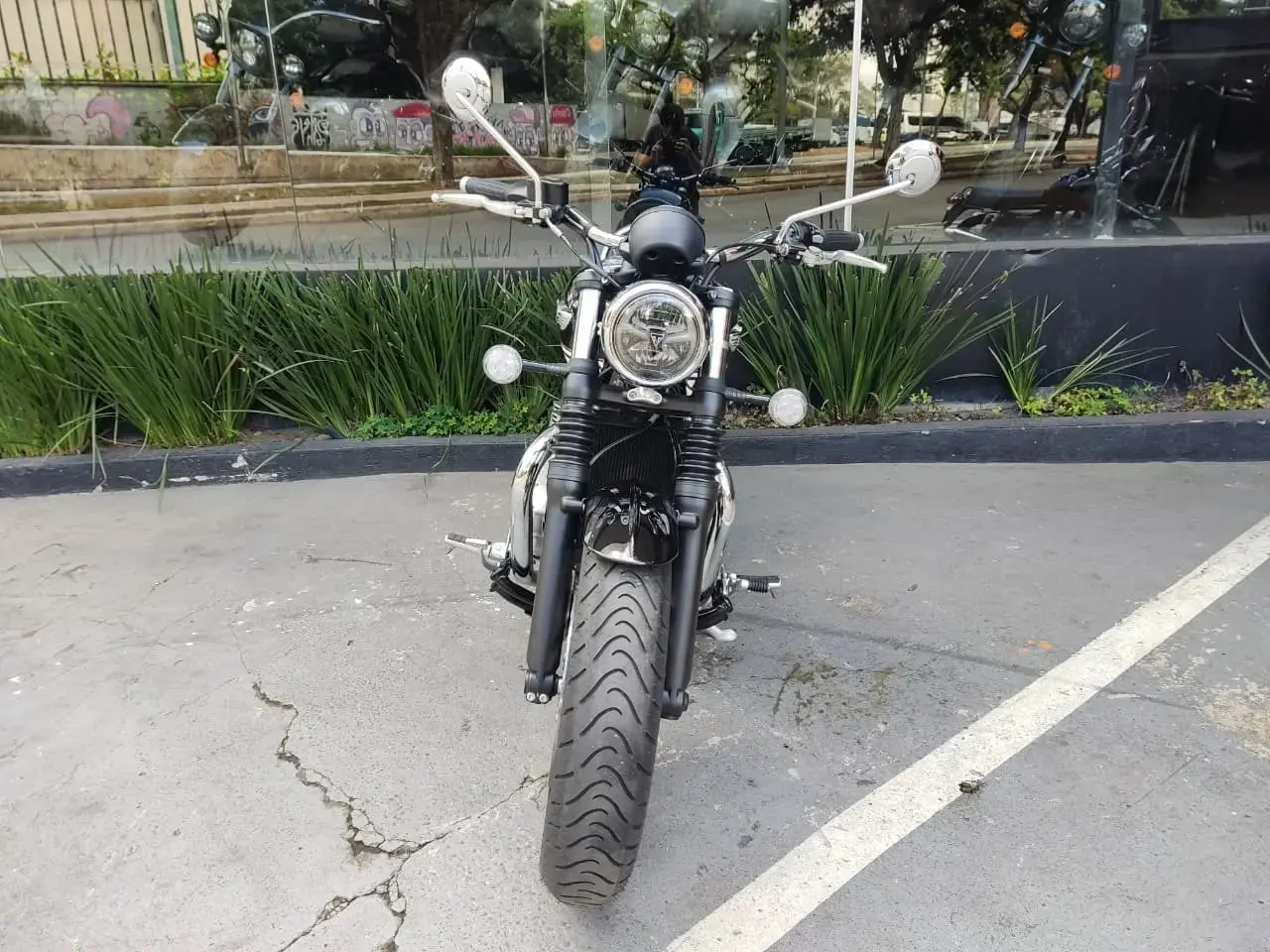 galeria Bonneville Speedmaster