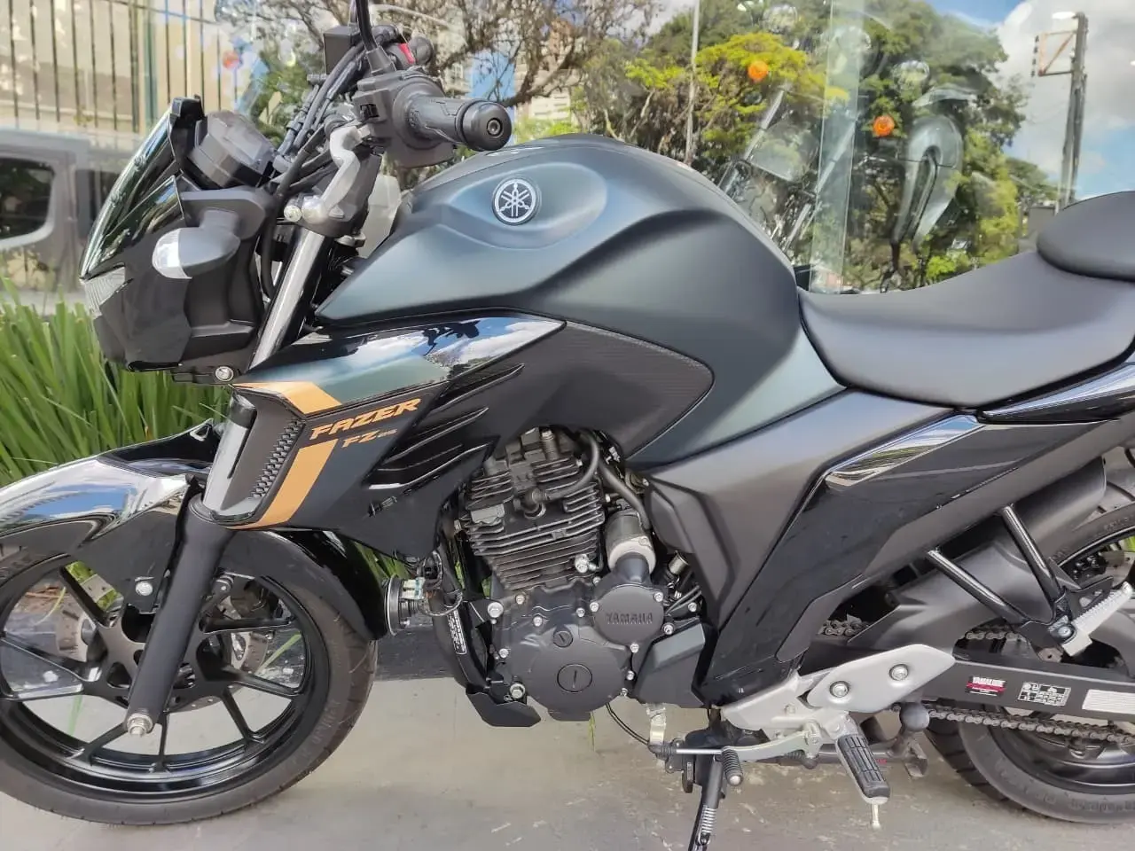 galeria Fazer FZ25