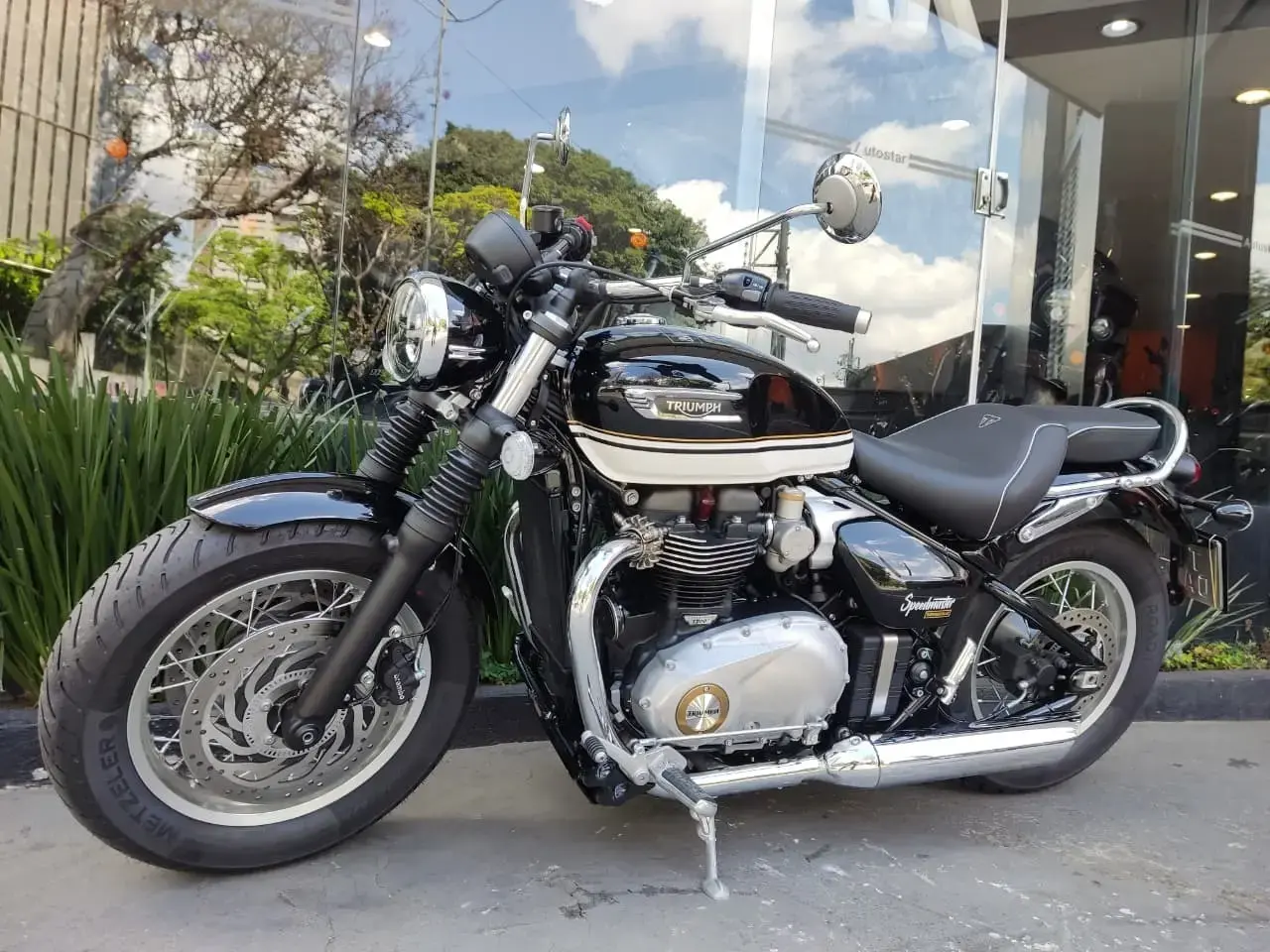 galeria Bonneville Speedmaster