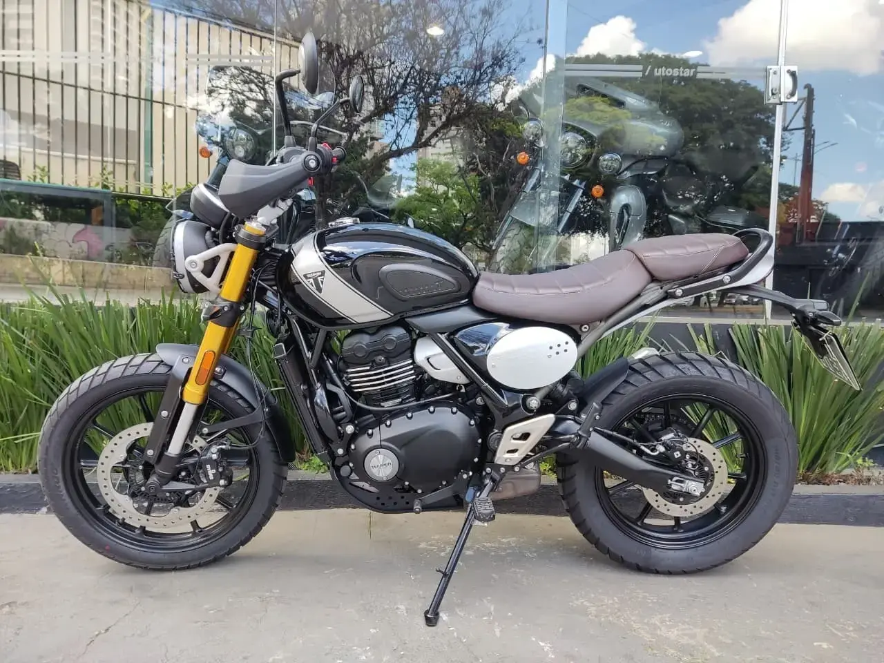 galeria Scrambler 400 X