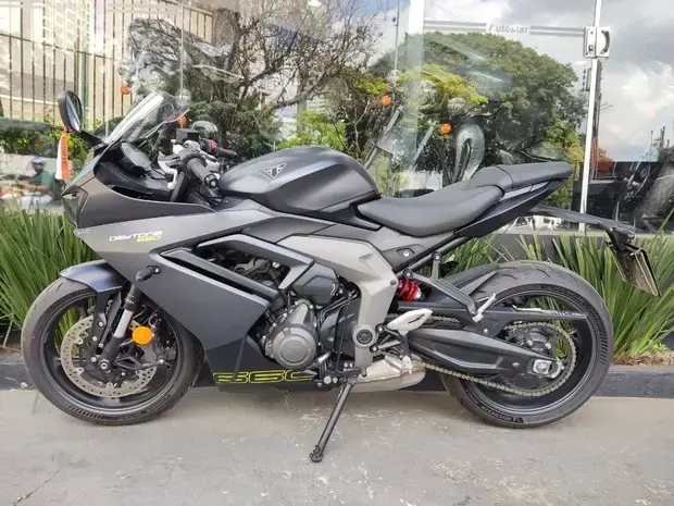 Triumph Daytona 660 ABS