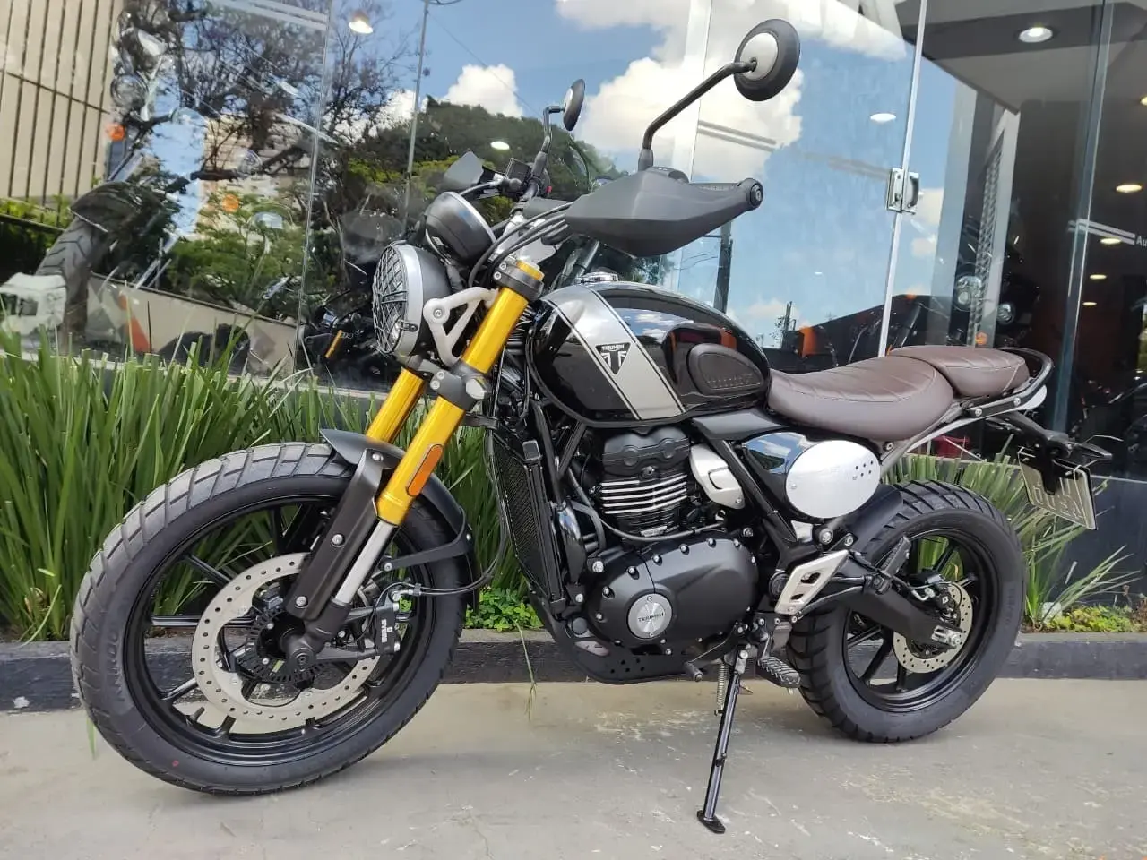 galeria Scrambler 400 X