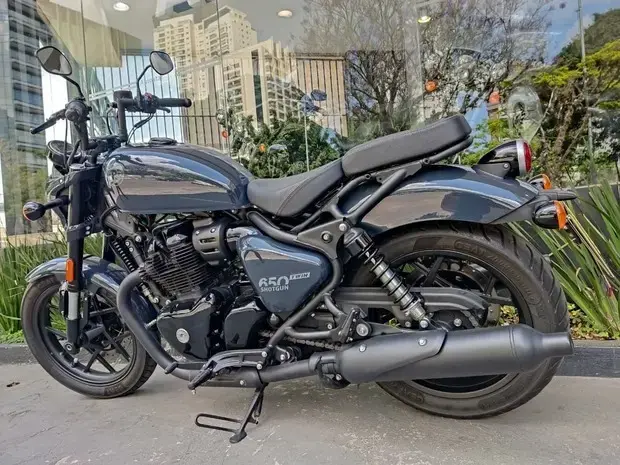 Royal Enfield Shotgun 650 ABS
