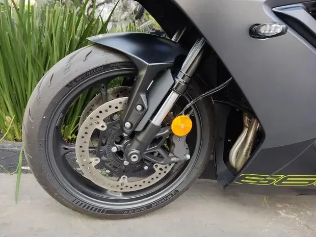 Triumph Daytona 660 ABS