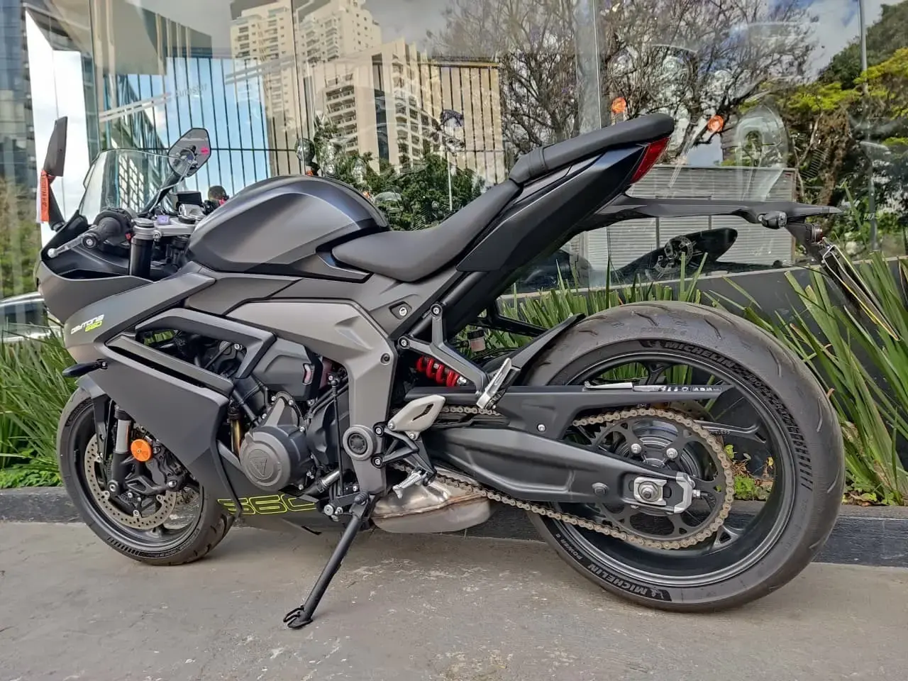 galeria Daytona 660