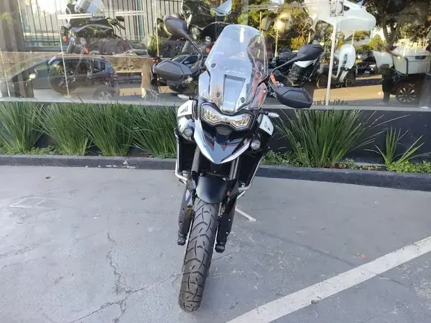 Triumph Tiger 900 Alpine Edition