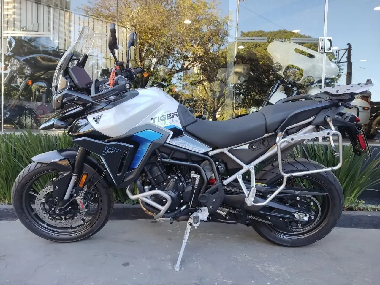 galeria Tiger 900
