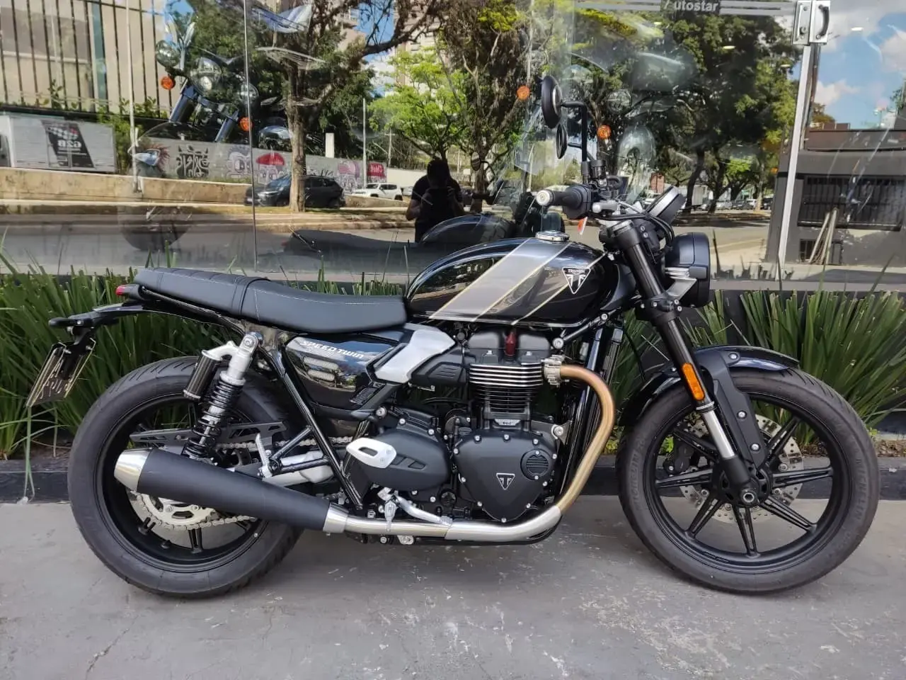 galeria Speed Twin 900