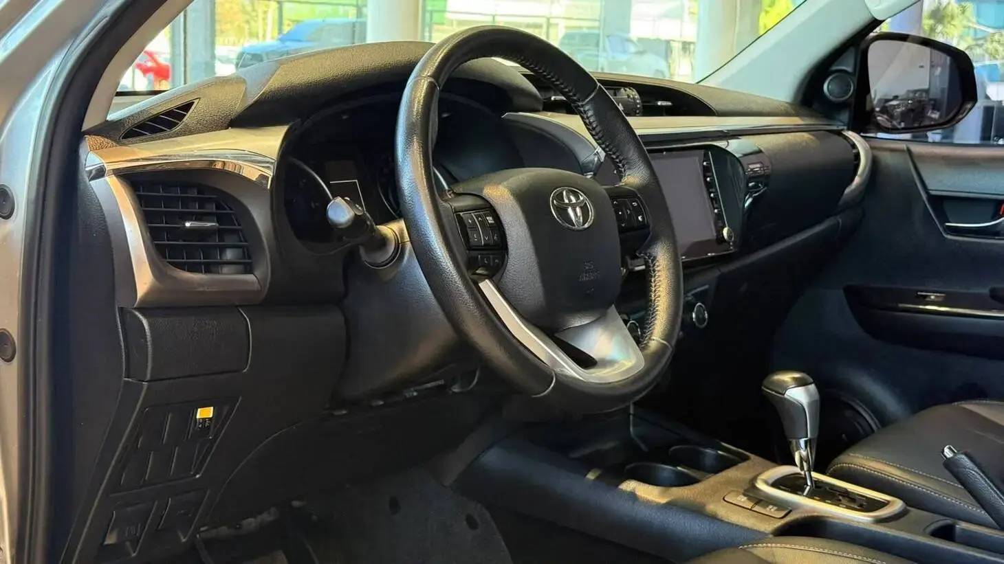 galeria HILUX