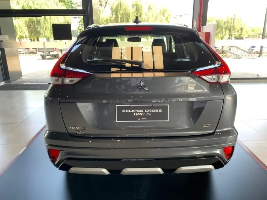galeria ECLIPSE CROSS