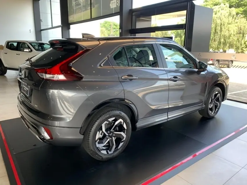 galeria ECLIPSE CROSS