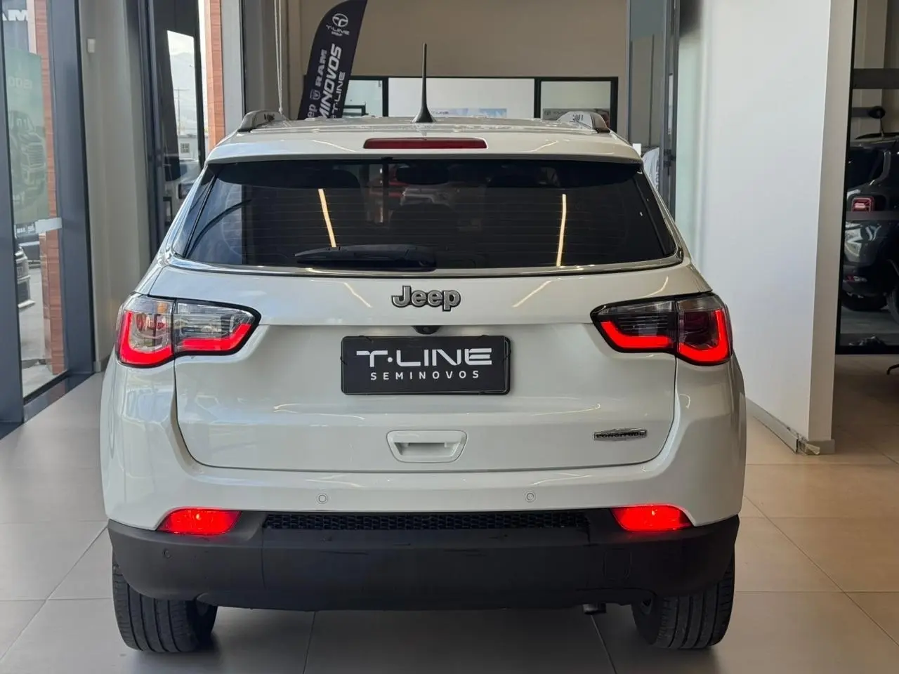 galeria COMPASS