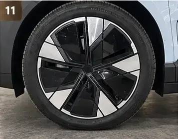 Volvo EX30 69 KW ELÉTRICO ULTRA