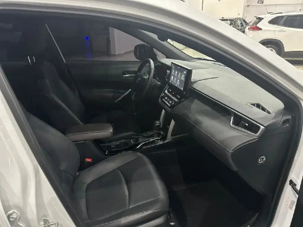 galeria Corolla Cross