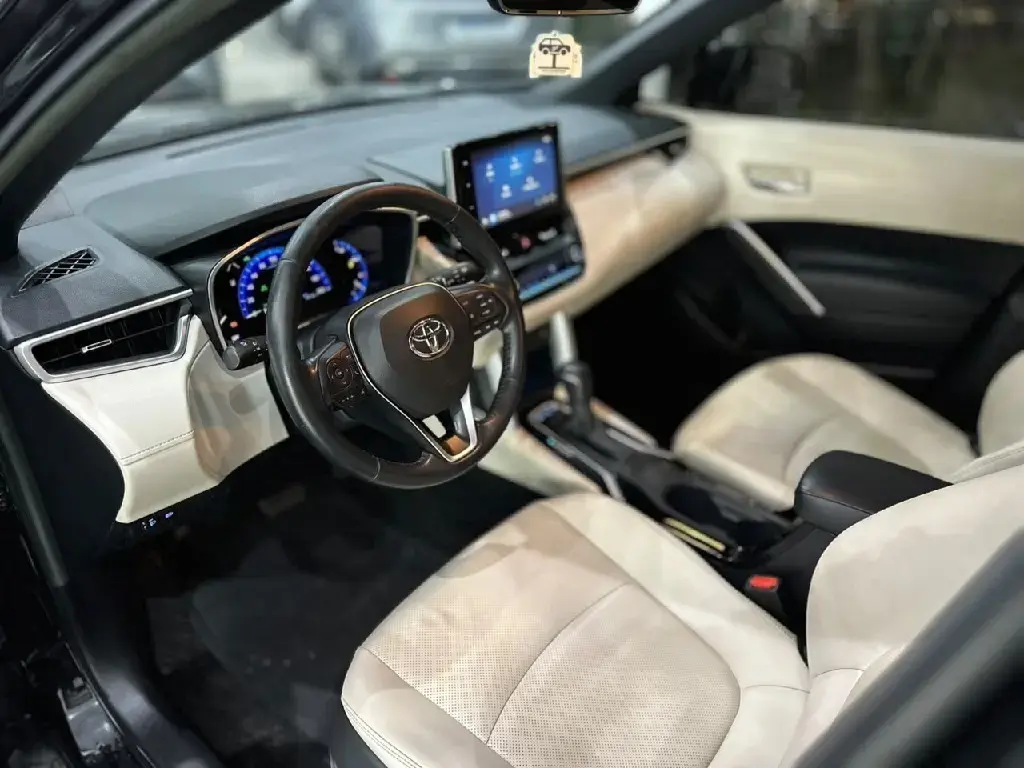 galeria Corolla Cross