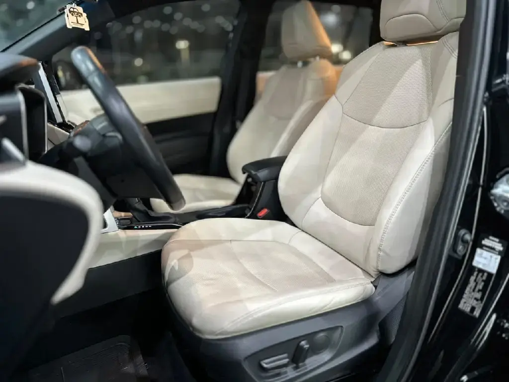 galeria Corolla Cross
