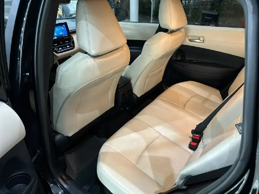 galeria Corolla Cross