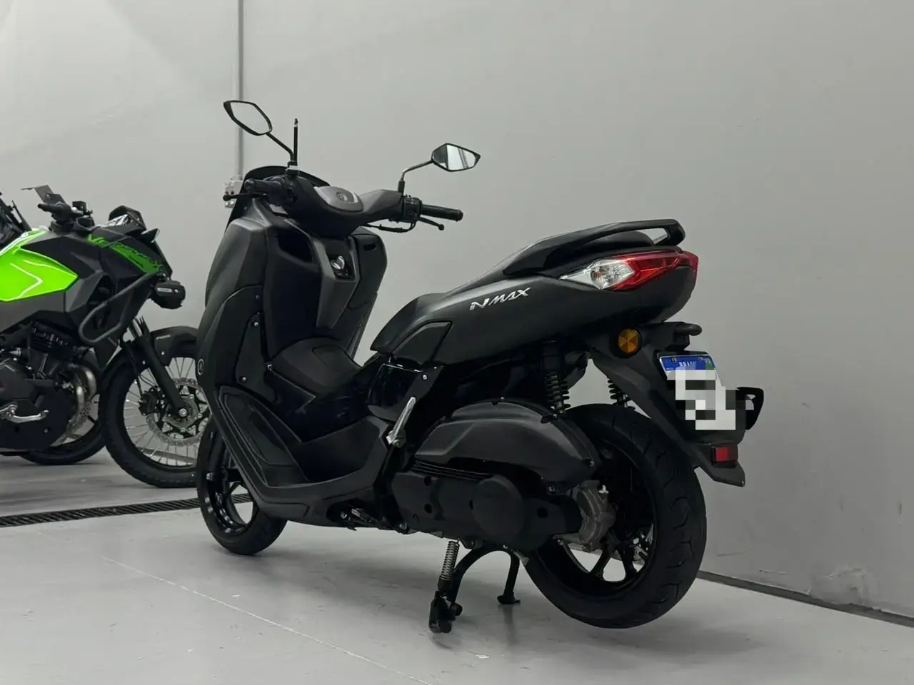 galeria NMAX Connected 160 ABS