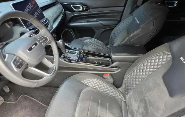 Jeep Commander Blackhawk 2.0 Hurricane