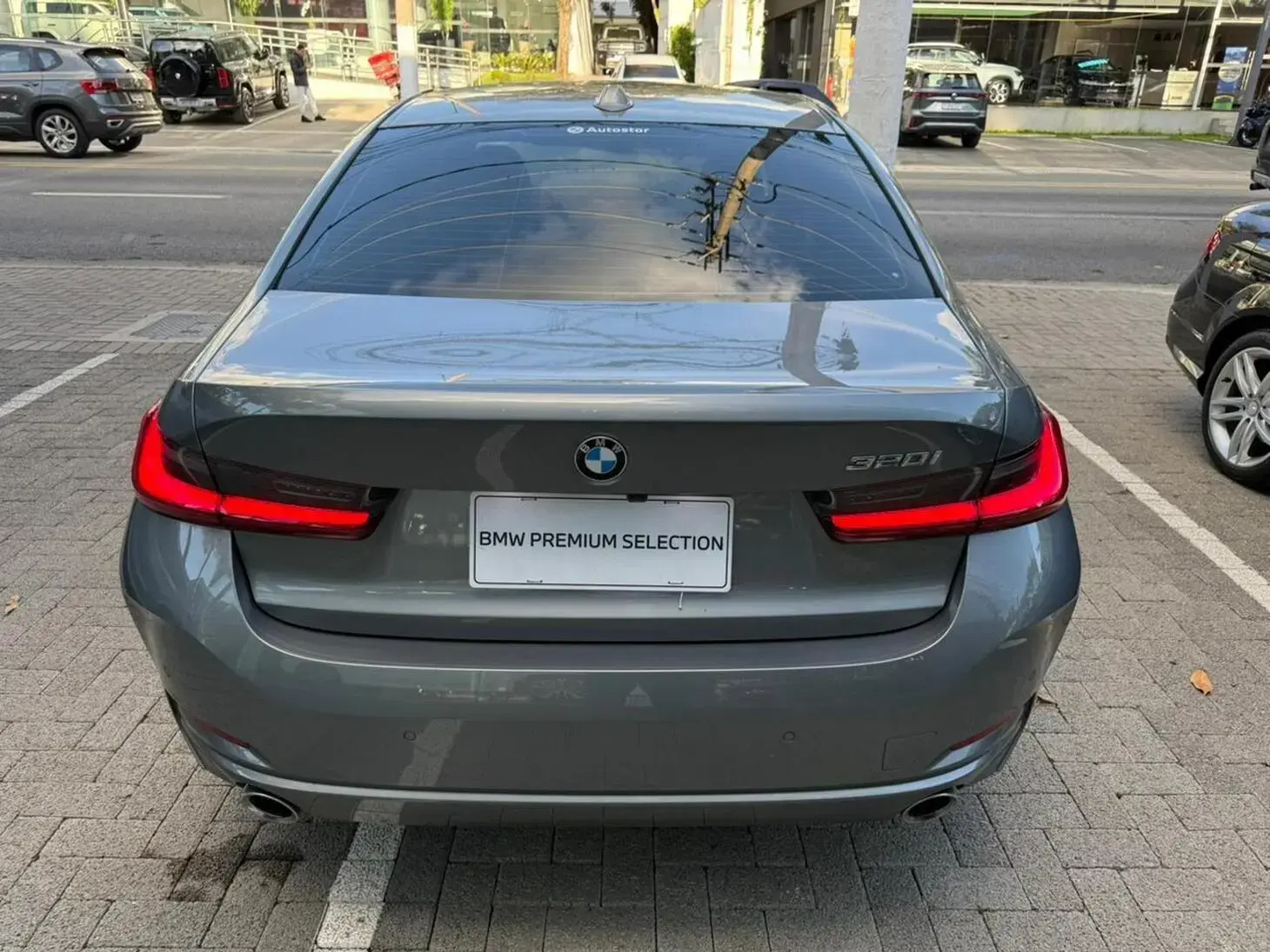 galeria 320i