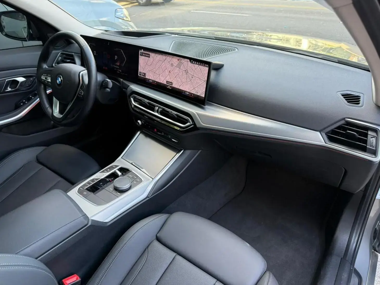 galeria 320i