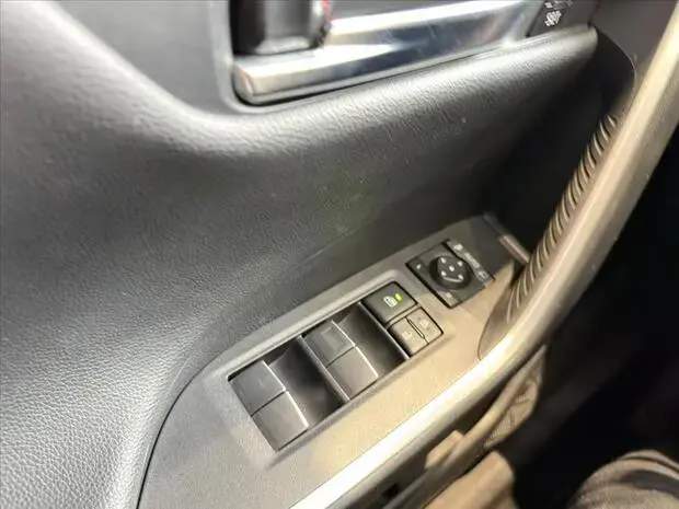 Toyota RAV4 2.5 VVT-IE HYBRID SX CONNECT AWD CVT