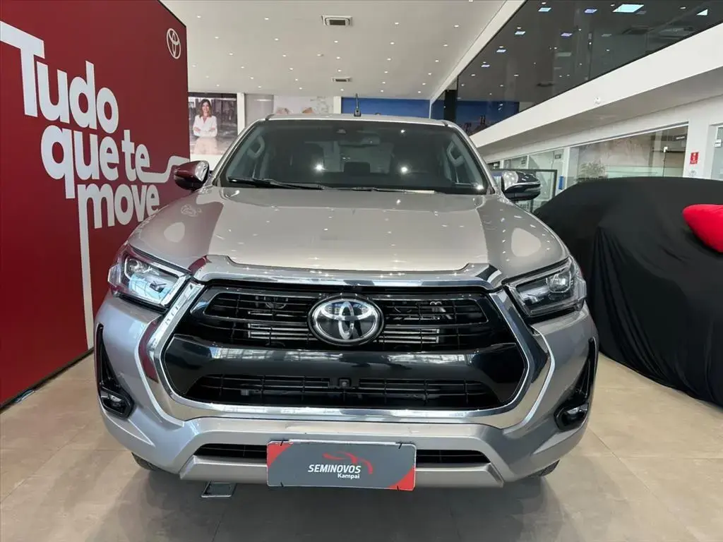 galeria HILUX