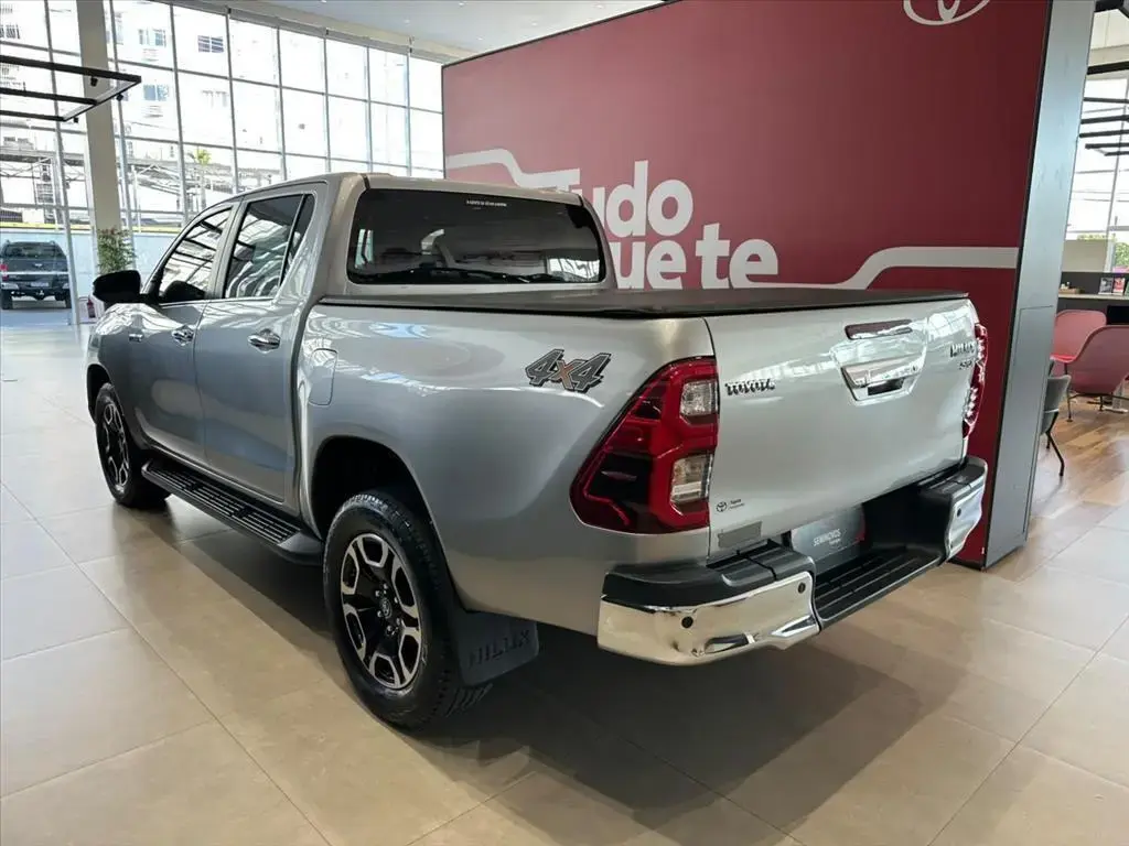 galeria HILUX