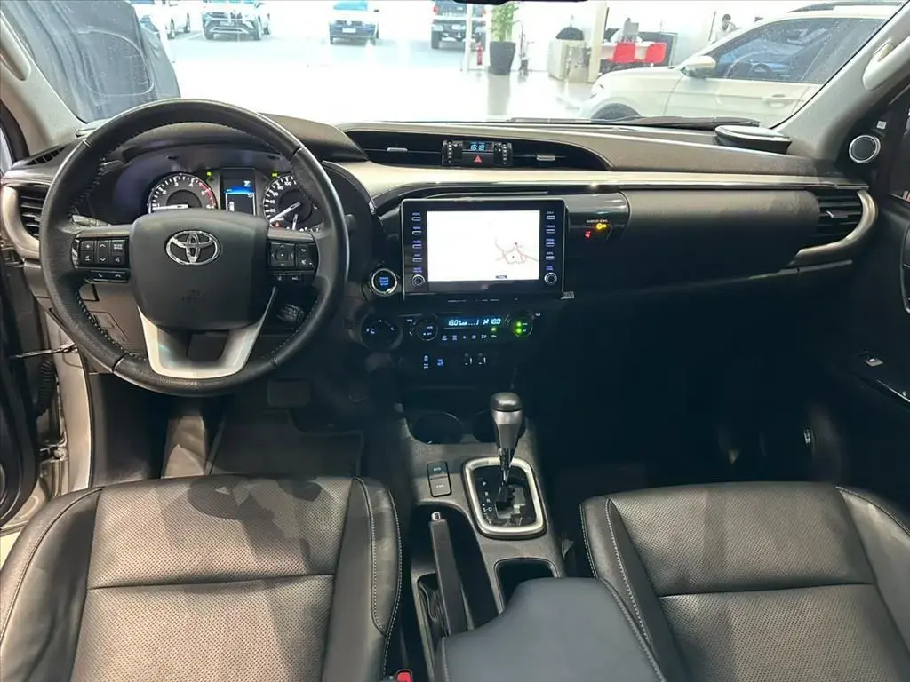 galeria HILUX