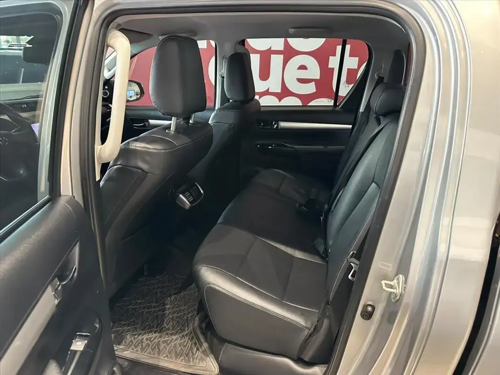 galeria HILUX