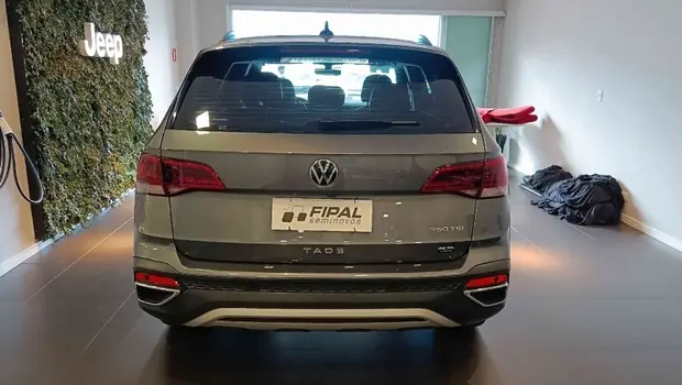Volkswagen TAOS 1.4 250 TSI TOTAL FLEX COMFORTLINE AUTOMÁTICO