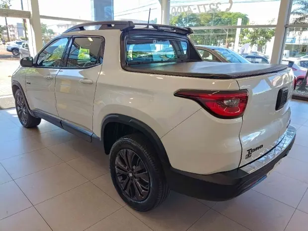 Fiat TORO 1.3 TURBO 270 FLEX VOLCANO AT6
