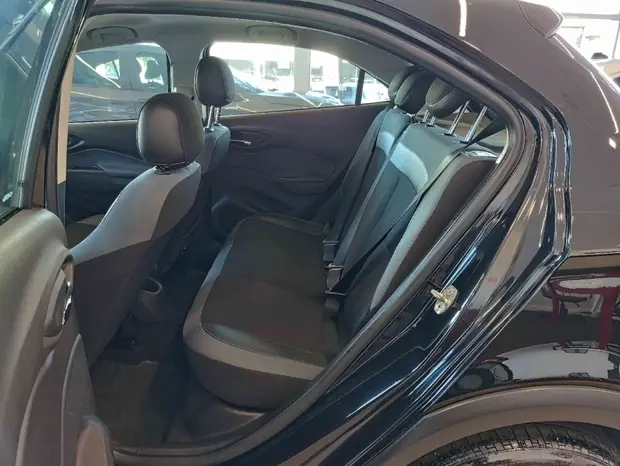 Chevrolet ONIX 1.4 MPFI ACTIV 8V FLEX 4P AUTOMÁTICO