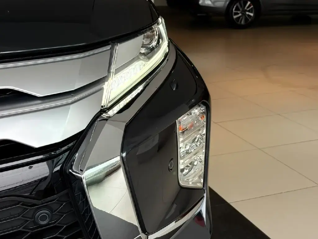 galeria PAJERO SPORT