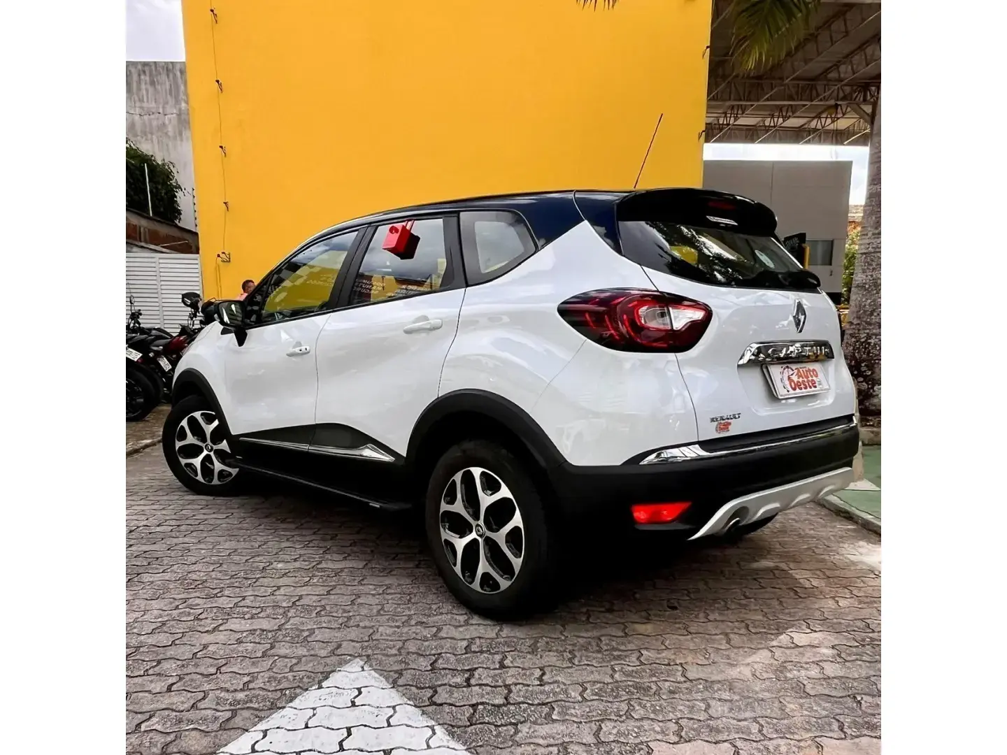 Renault Captur 1.6 16V Sce Flex Intense X Tronic - foto 5
