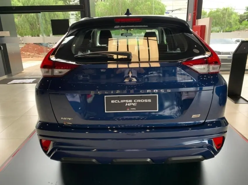 galeria ECLIPSE CROSS