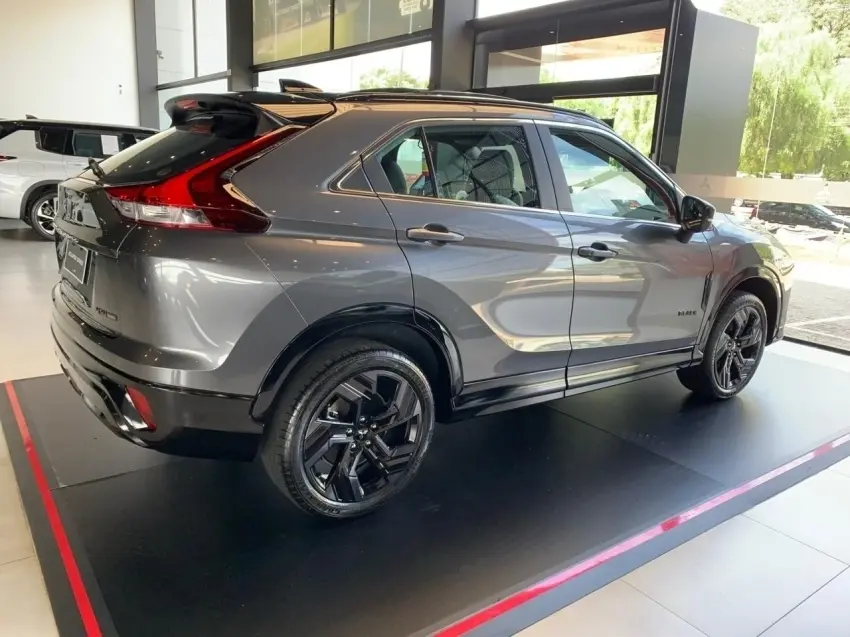 galeria ECLIPSE CROSS